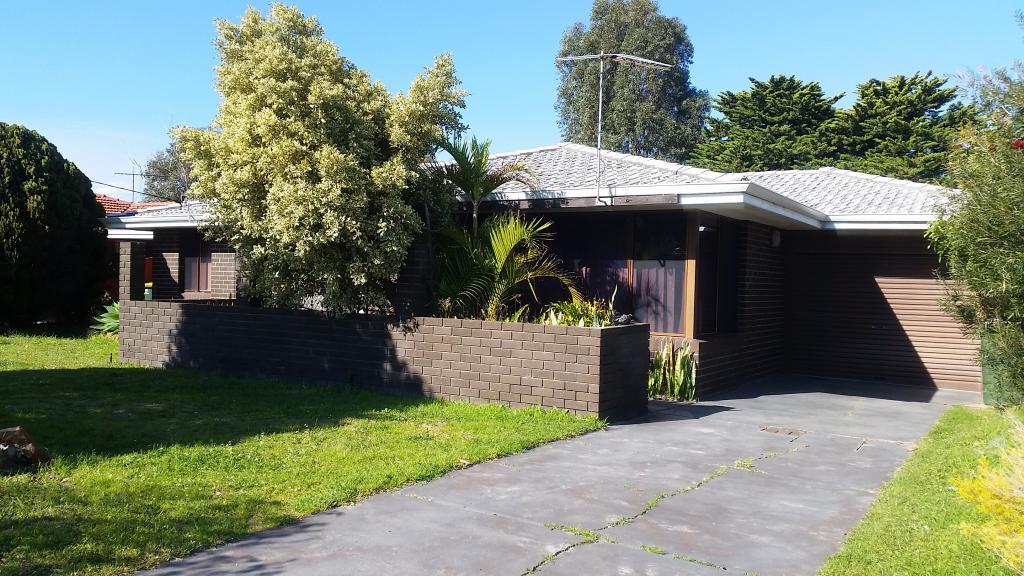28 Mandalay Pl, Craigie, WA 6025