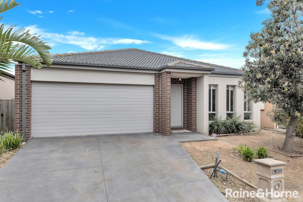 7 CALYPSO CRES, POINT COOK, VIC 3030