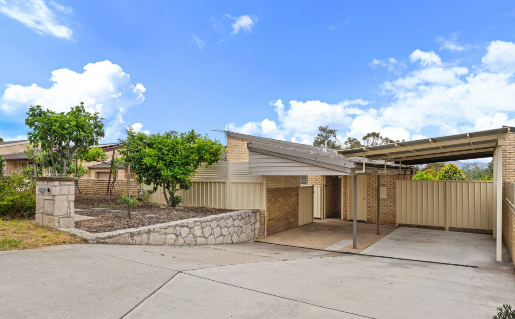 26 Epenarra Cl, Hawker, ACT 2614