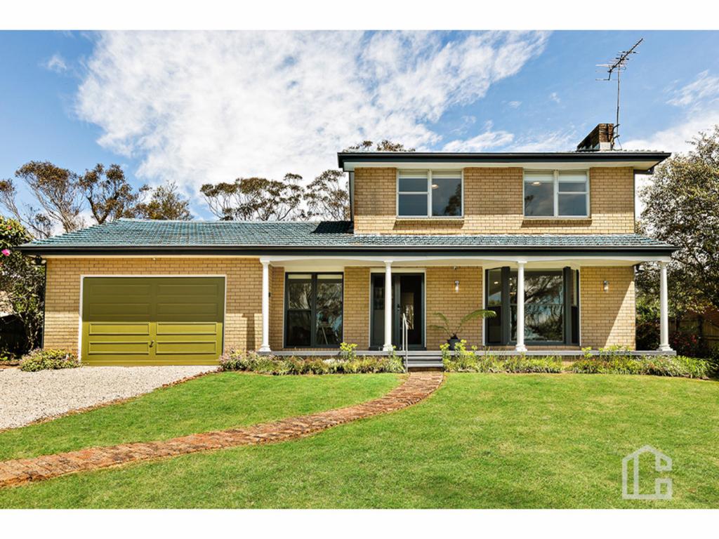 12 Edward Pde, Wentworth Falls, NSW 2782