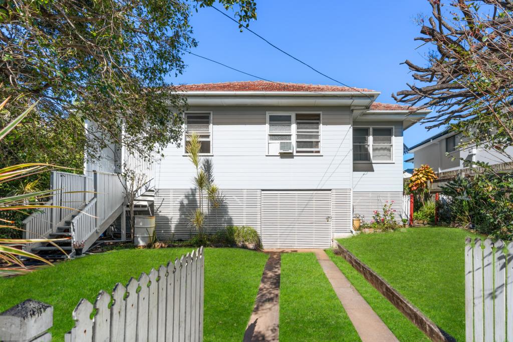 2 Sunny Ave, Wavell Heights, QLD 4012