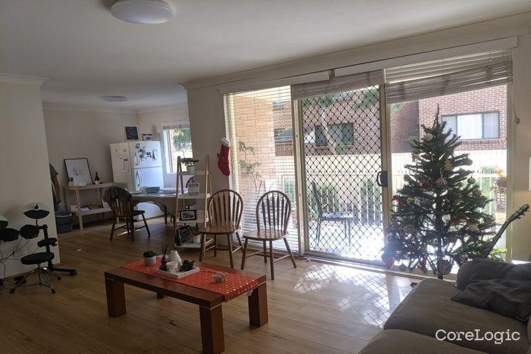 2/2-8 Bailey St, Westmead, NSW 2145