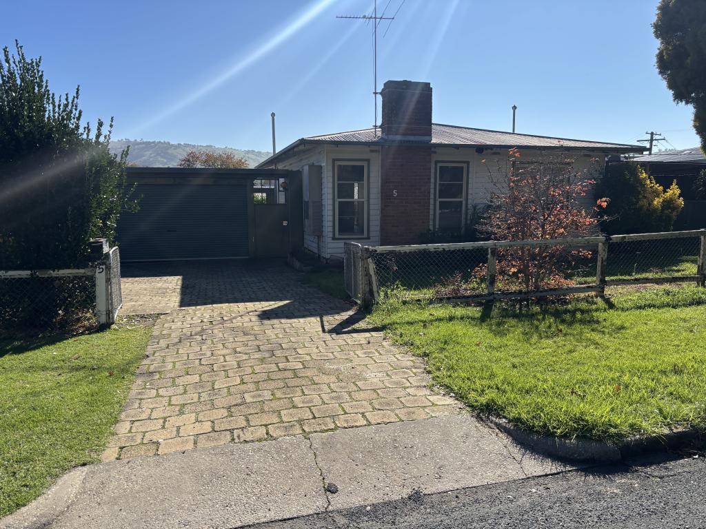 5 Womaatong St, Tallangatta, VIC 3700