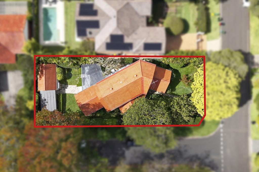 25 Bundabah Ave, St Ives, NSW 2075