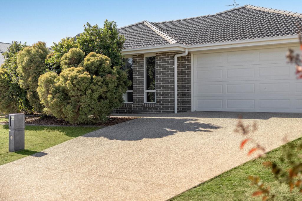 46 Magpie Dr, Cambooya, QLD 4358