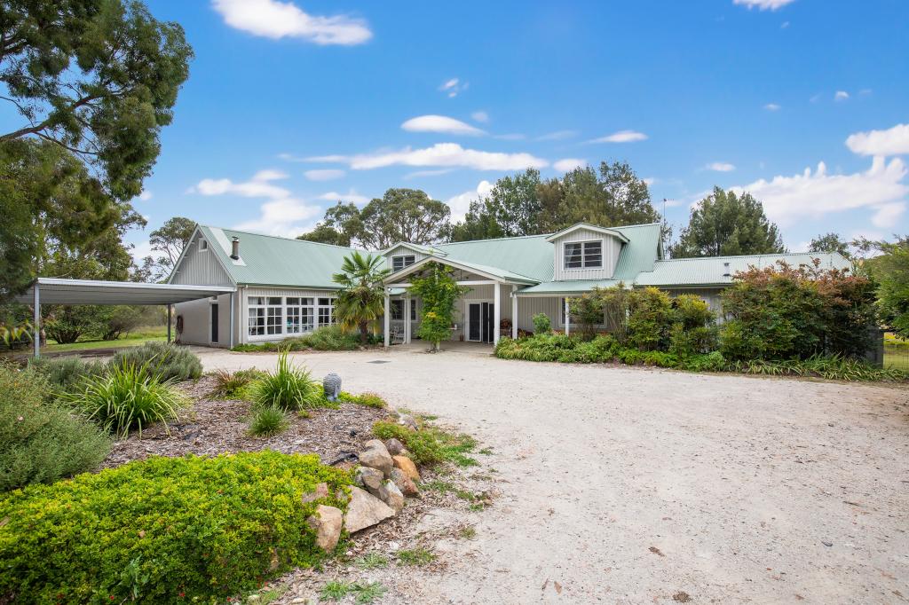 155 Herbert Park Rd, Armidale, NSW 2350