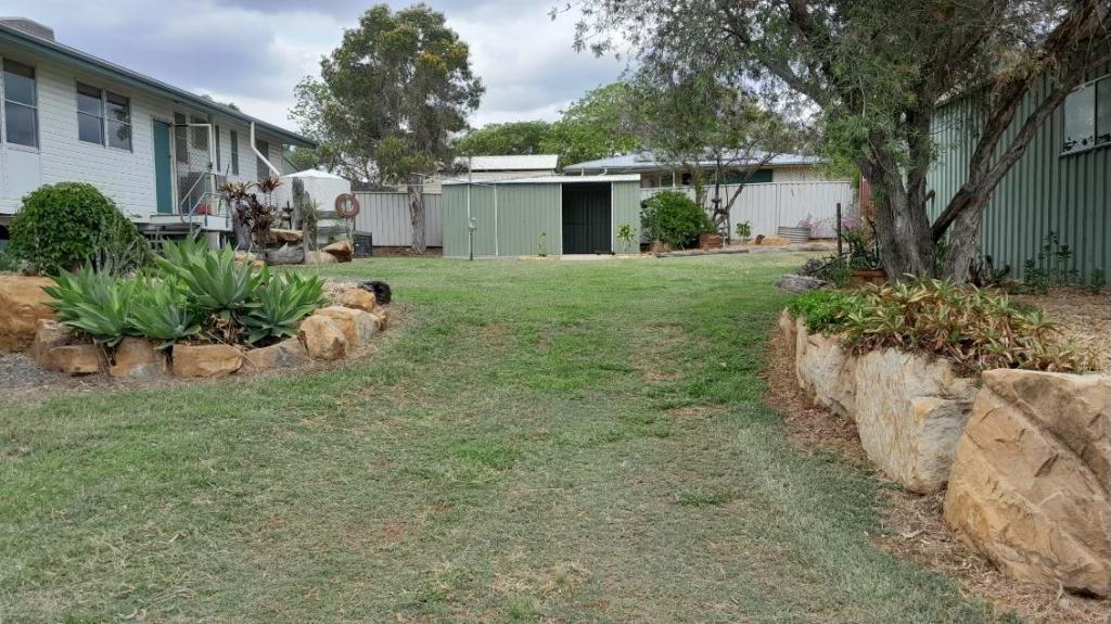 4 Yaldwyn St, Taroom, QLD 4420