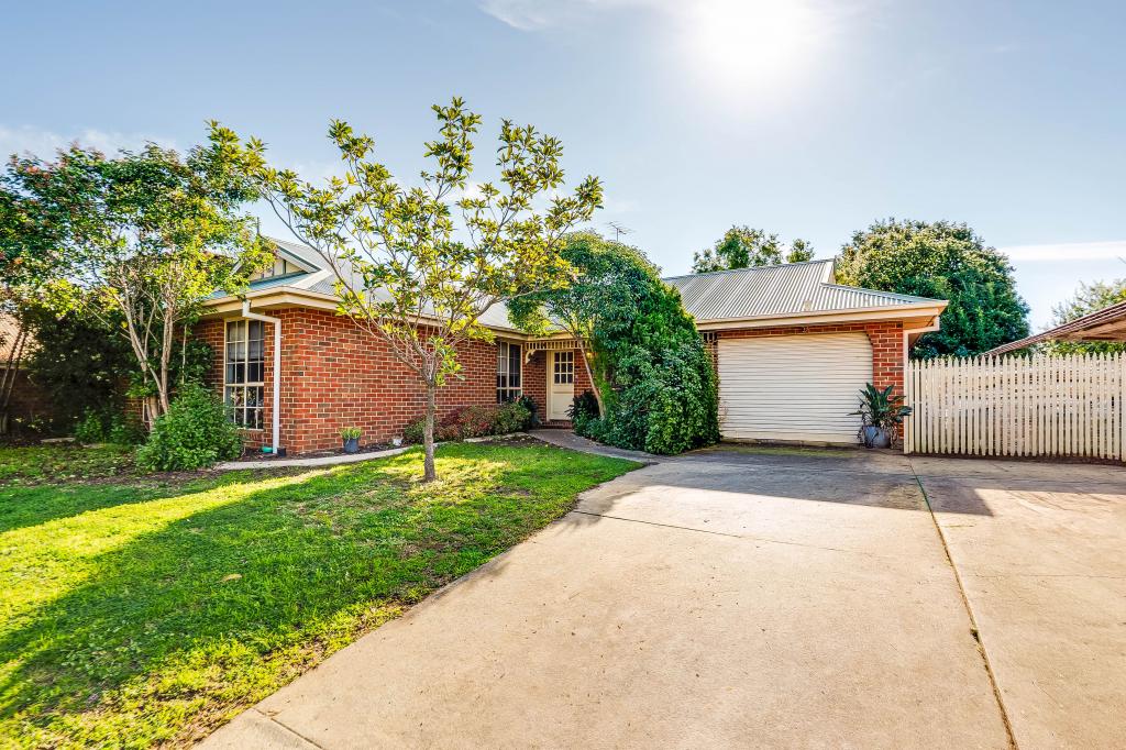 41 AZURE DR, WEST WODONGA, VIC 3690