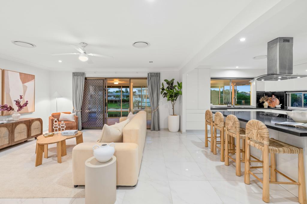 110 Campbell St, Bundall, QLD 4217