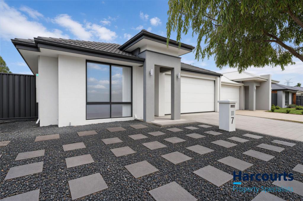 7 Bromley Rd, Wellard, WA 6170