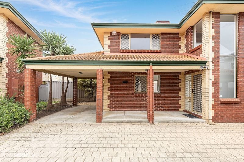 4/318 Harborne St, Glendalough, WA 6016