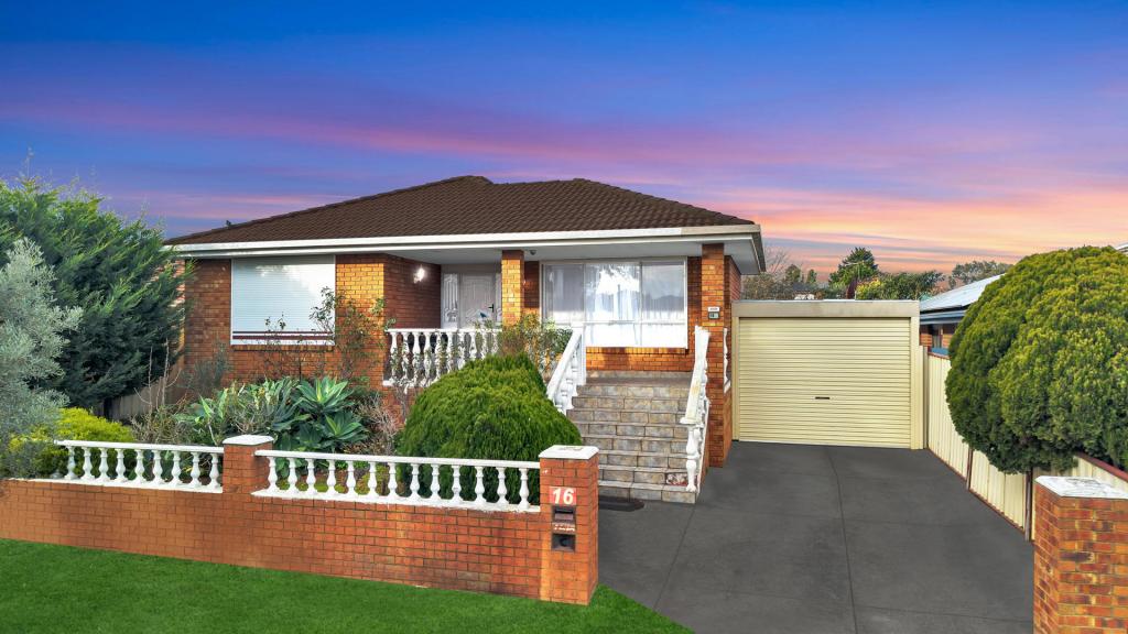 16 AMARINA CL, MEADOW HEIGHTS, VIC 3048