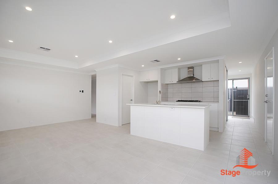 8 Hibiscus St, Hammond Park, WA 6164