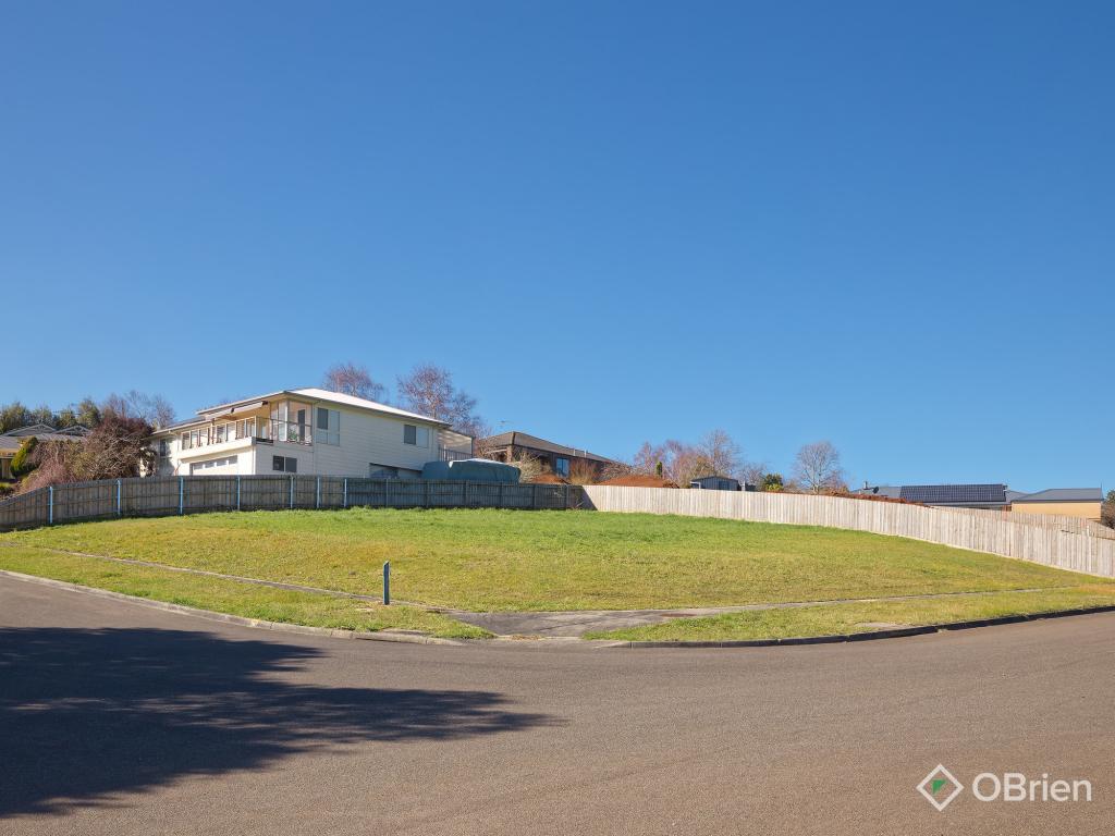 8 Peters Way, Neerim South, VIC 3831