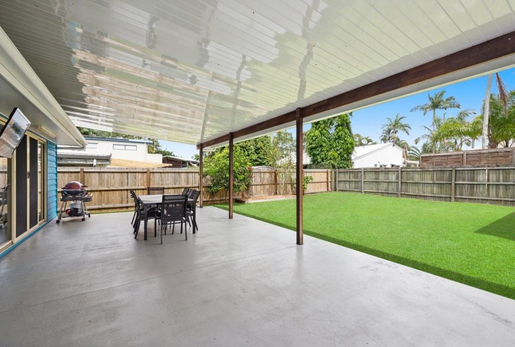 31 Karome St, Pacific Paradise, QLD 4564