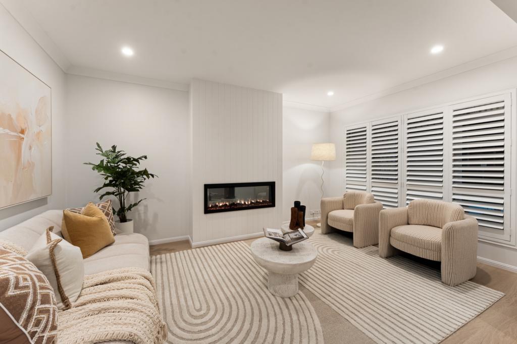 10 Alex Ct, Redland Bay, QLD 4165
