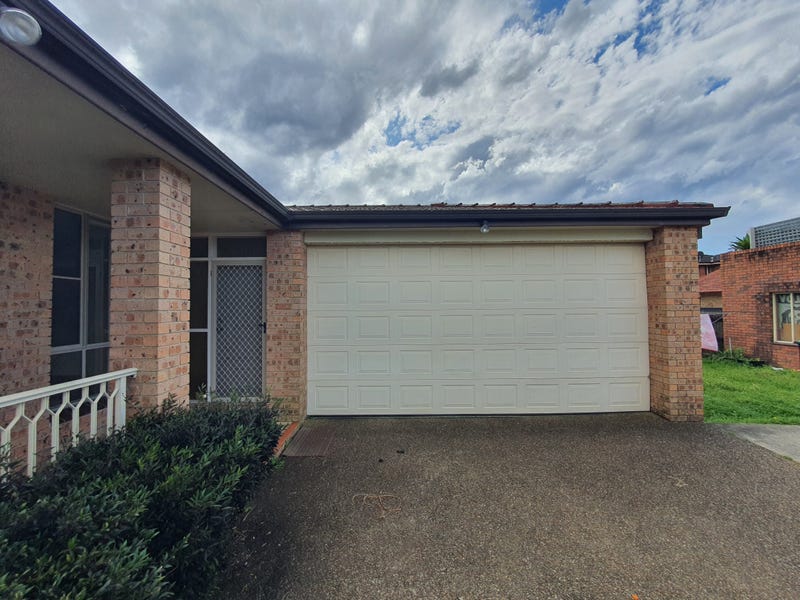 30A STARKEY ST, FORESTVILLE, NSW 2087