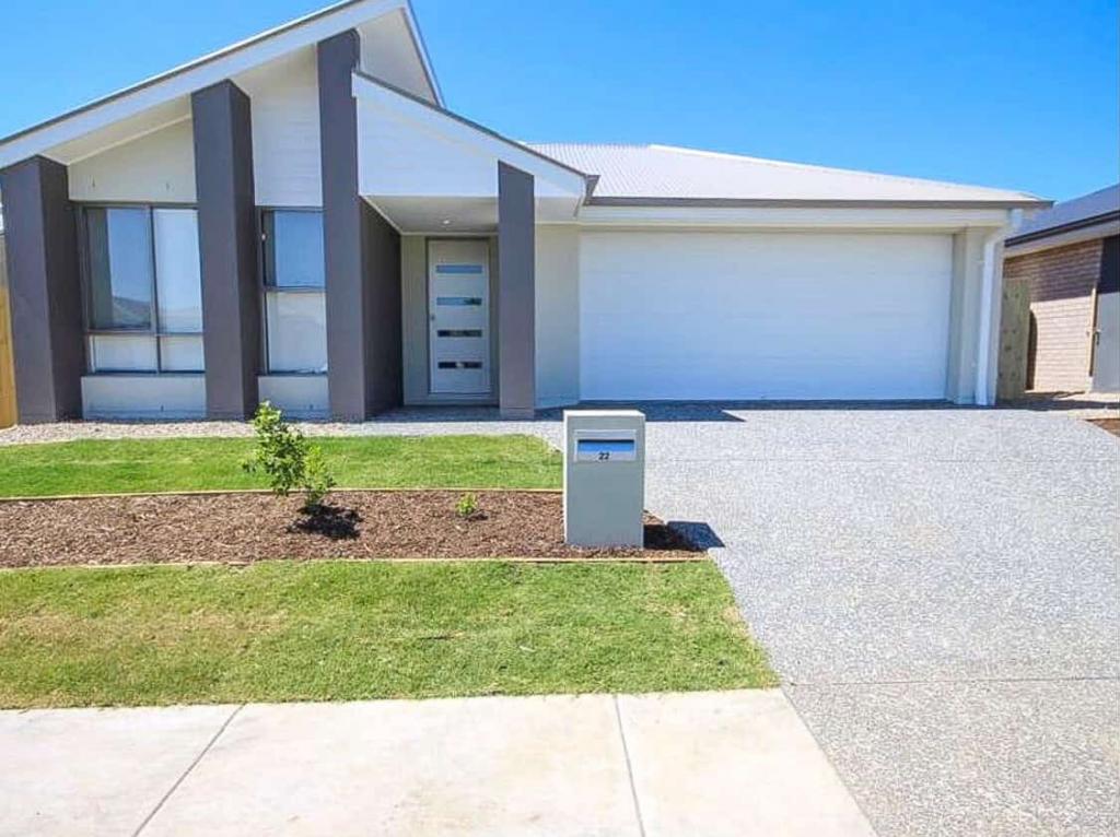 22 Huntingdale St, Leichhardt, QLD 4305