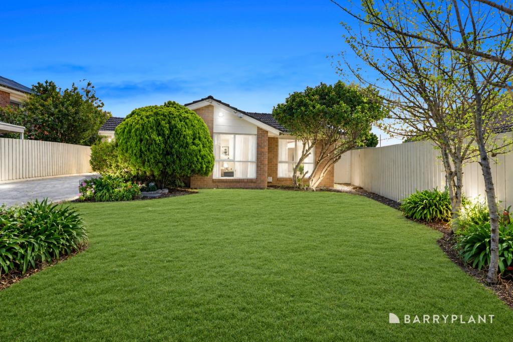 33 Westminster Dr, Werribee, VIC 3030