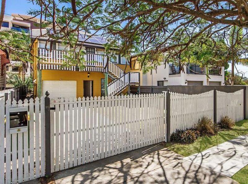 20b Norman St, Southport, QLD 4215