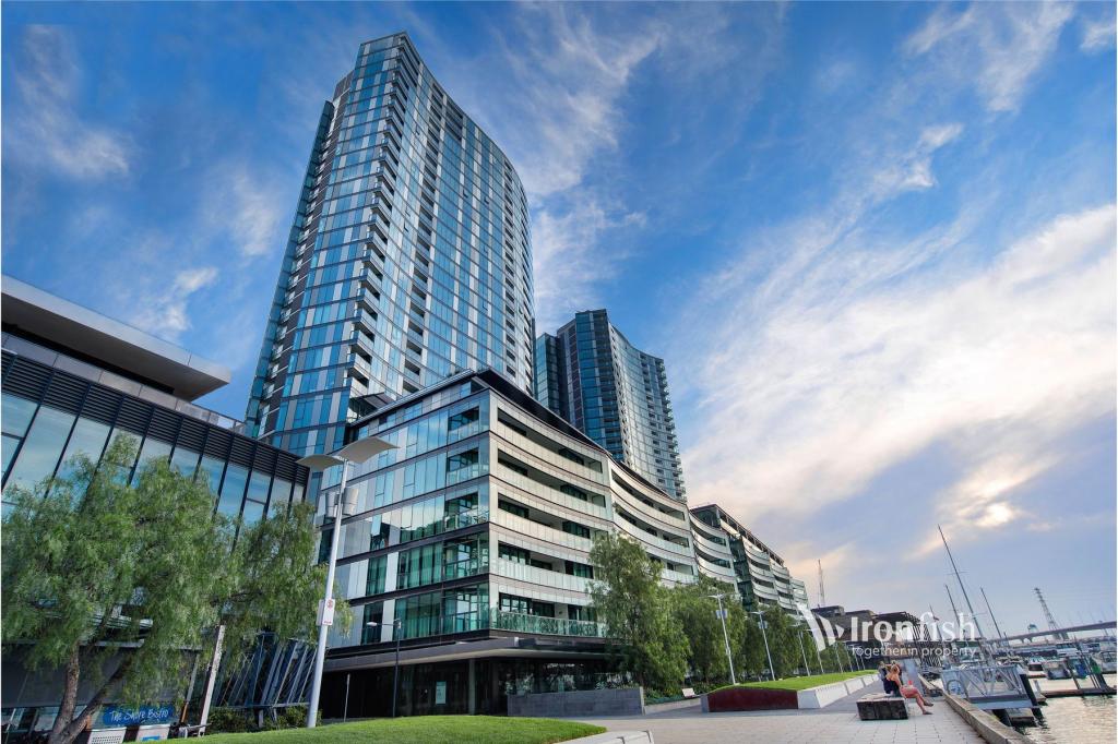 2h/8 Waterside Pl, Docklands, VIC 3008