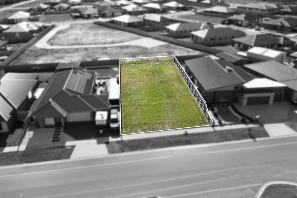 9 PARKVIEW BVD, MORWELL, VIC 3840