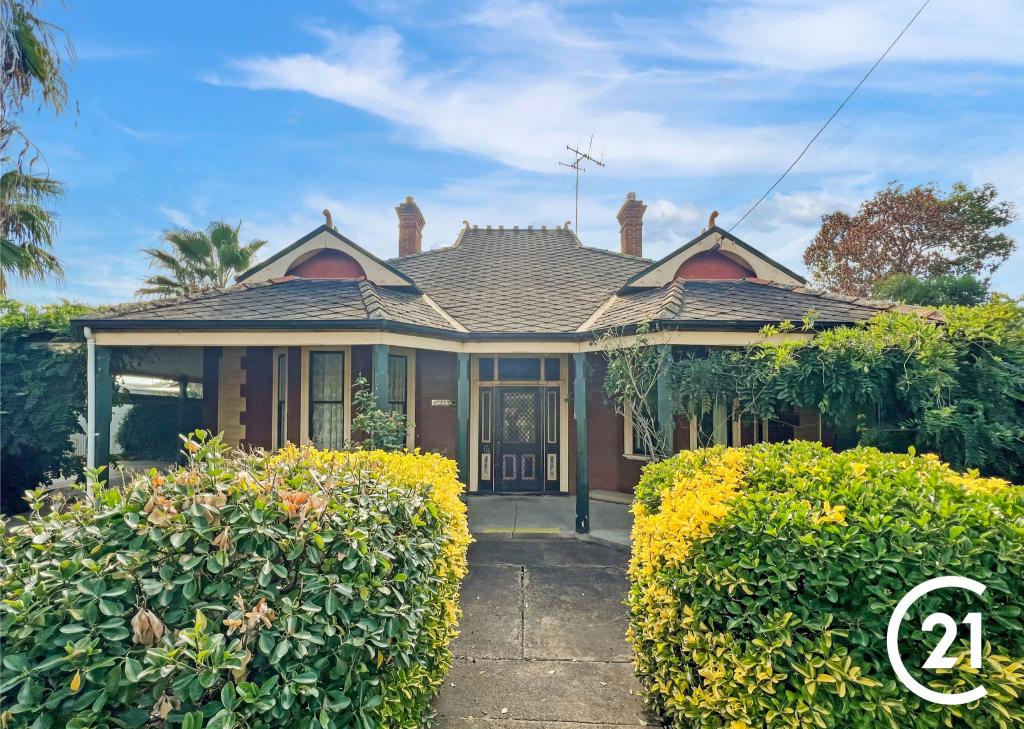 18 Spring St, Forbes, NSW 2871