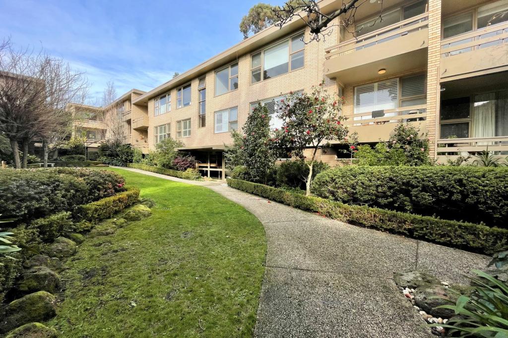 16/30 Lansell Rd, Toorak, VIC 3142