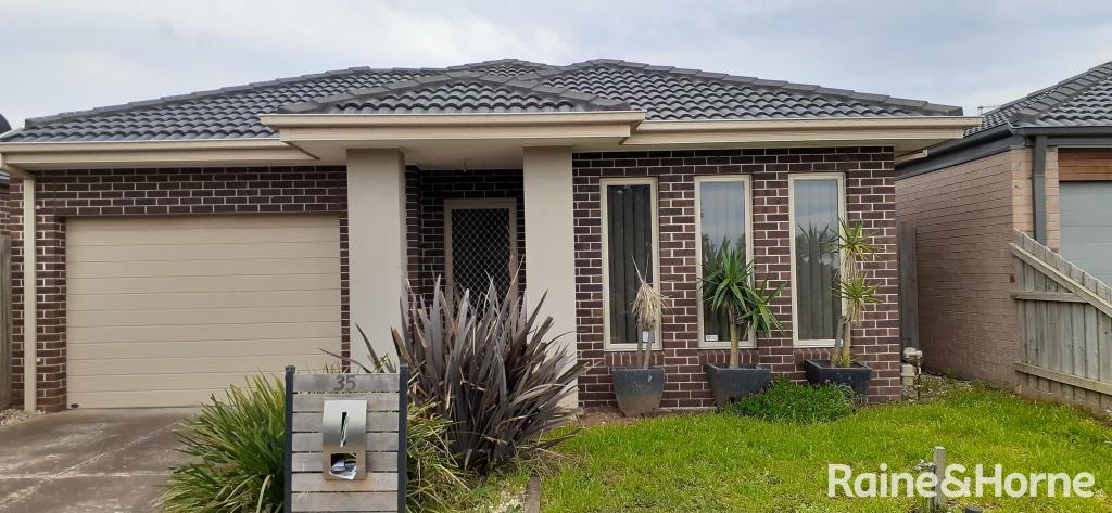 35 Fisher Ct, Werribee, VIC 3030