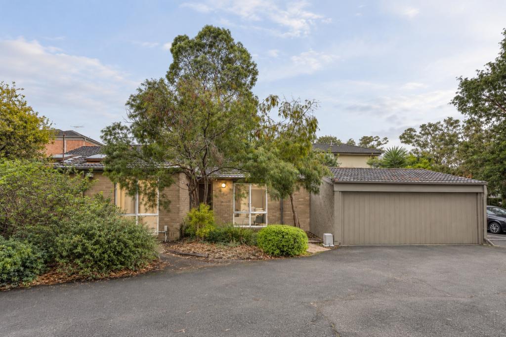 8/18 Peter St, Doncaster East, VIC 3109