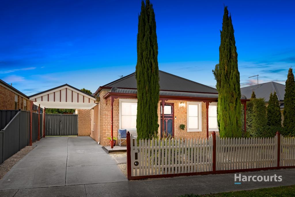 3 Brack Pl, Caroline Springs, VIC 3023