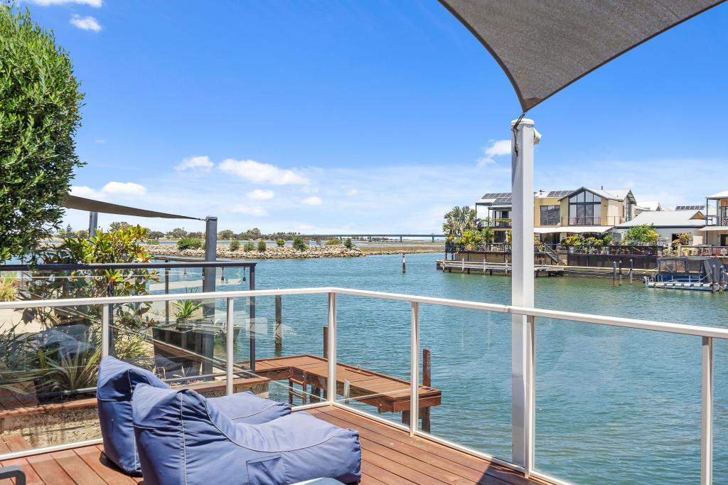 6 Bermuda Pl, Halls Head, WA 6210