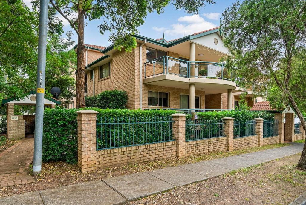 11/3-5 Oakes St, Westmead, NSW 2145