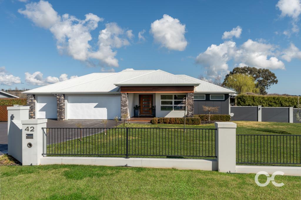 42 Connemara Dr, Orange, NSW 2800