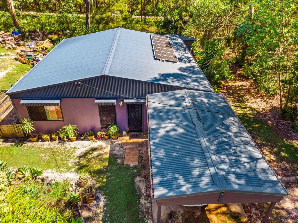 47 Shore St, Russell Island, QLD 4184