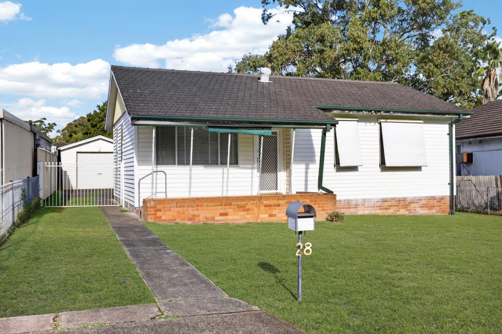 28 Koorabel Rd, Lalor Park, NSW 2147