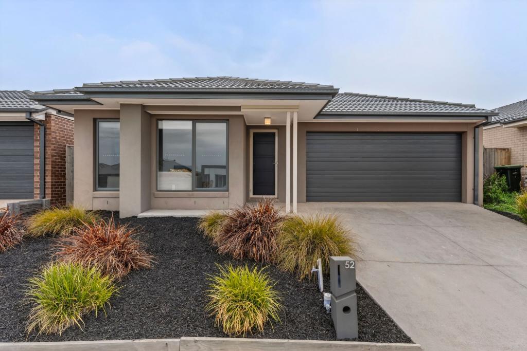 52 Meereen St, Charlemont, VIC 3217