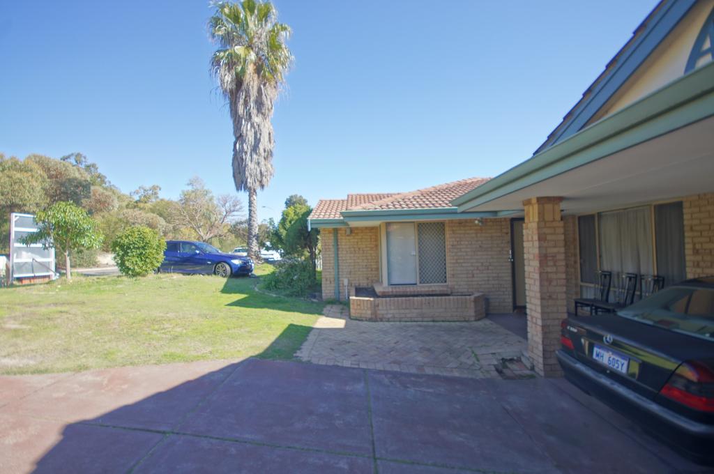 17 MAPSTONE GARDENS ROOM 4, MURDOCH, WA 6150