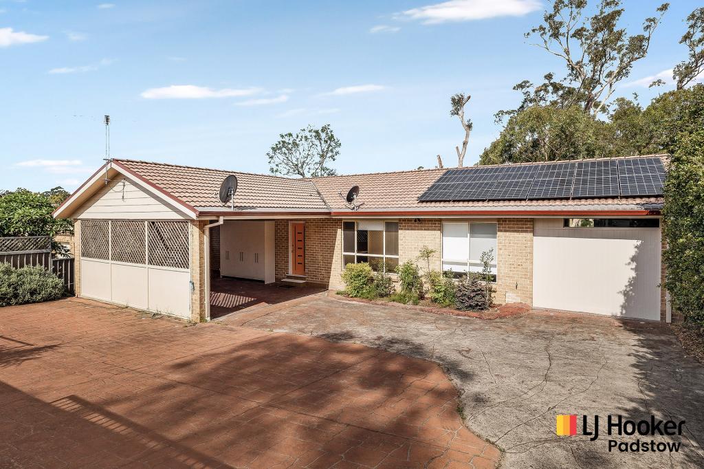 829d Henry Lawson Dr, Picnic Point, NSW 2213