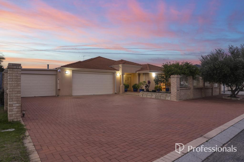 4 SIDERNO RISE, HOCKING, WA 6065