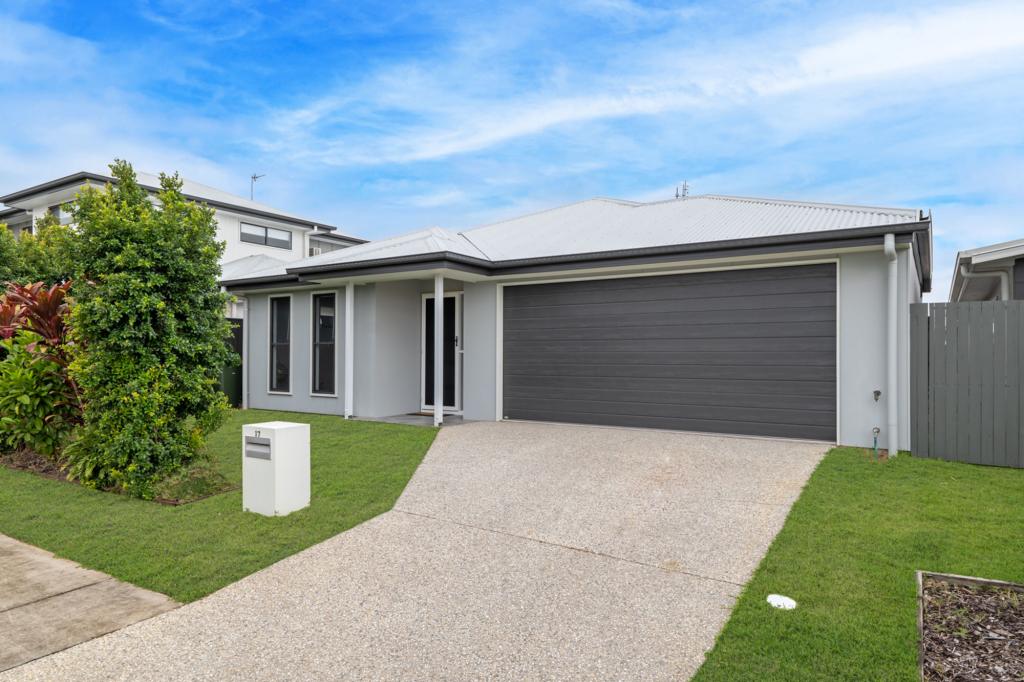 17 Bradley Cres, Nirimba, QLD 4551