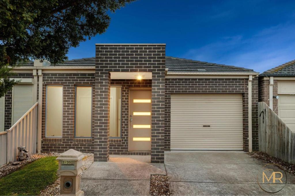 2/35 Memphis Dr, Truganina, VIC 3029