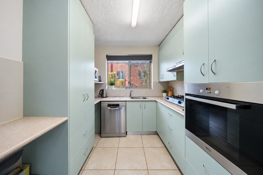 1/14 Yarrow St, Queanbeyan East, NSW 2620