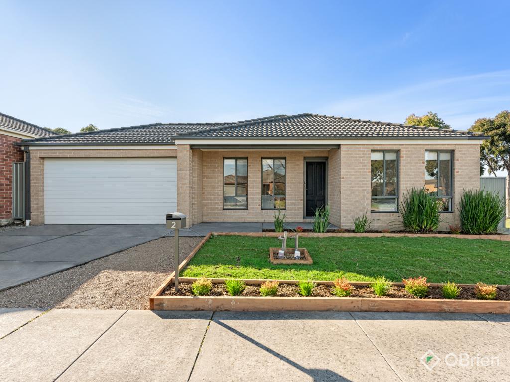 2 Pipetrack Cct, Cranbourne East, VIC 3977
