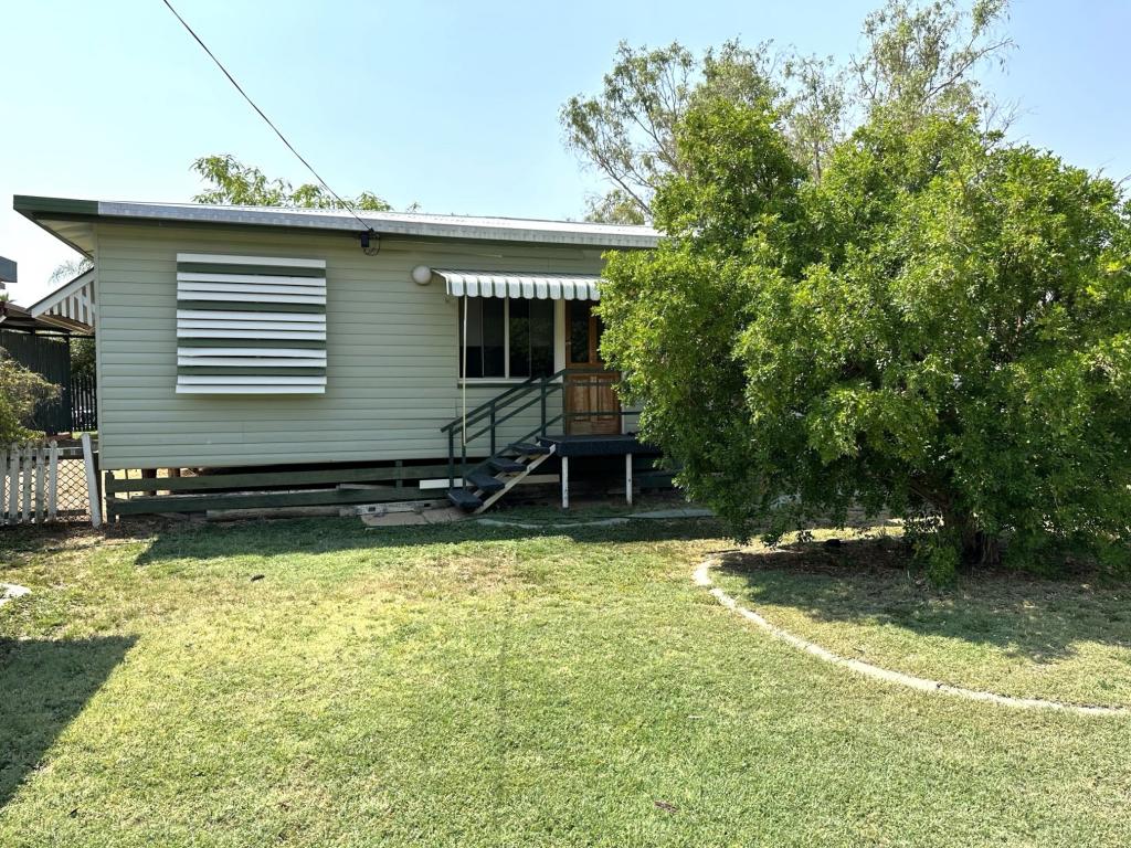 30 Galah St, Longreach, QLD 4730