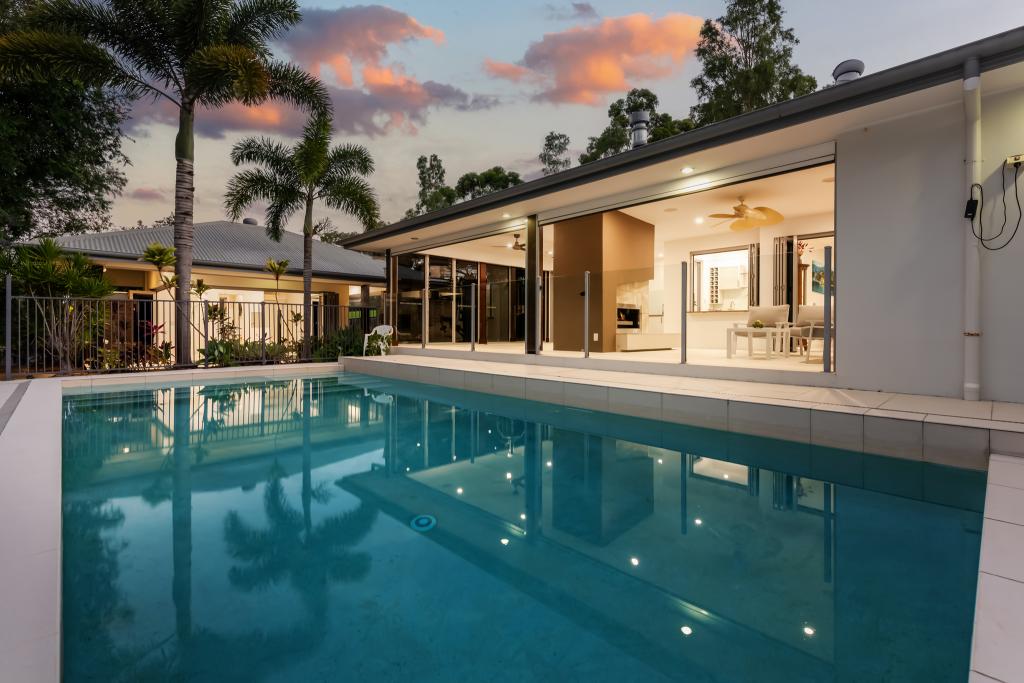 1 Katinka Cct, Coomera, QLD 4209