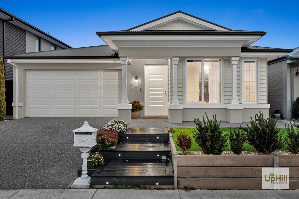 27 Azzam St, Clyde North, VIC 3978