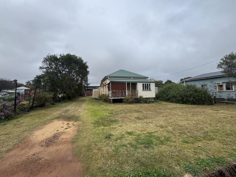 42 Gordon St, Kumbia, QLD 4610