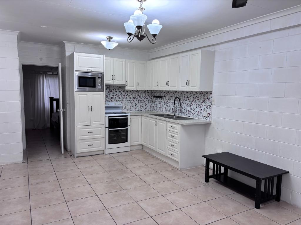 10/439-443 Severin St, Manunda, QLD 4870