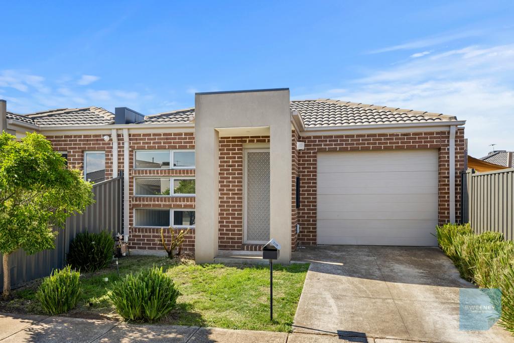 1/4 Durville St, Wyndham Vale, VIC 3024